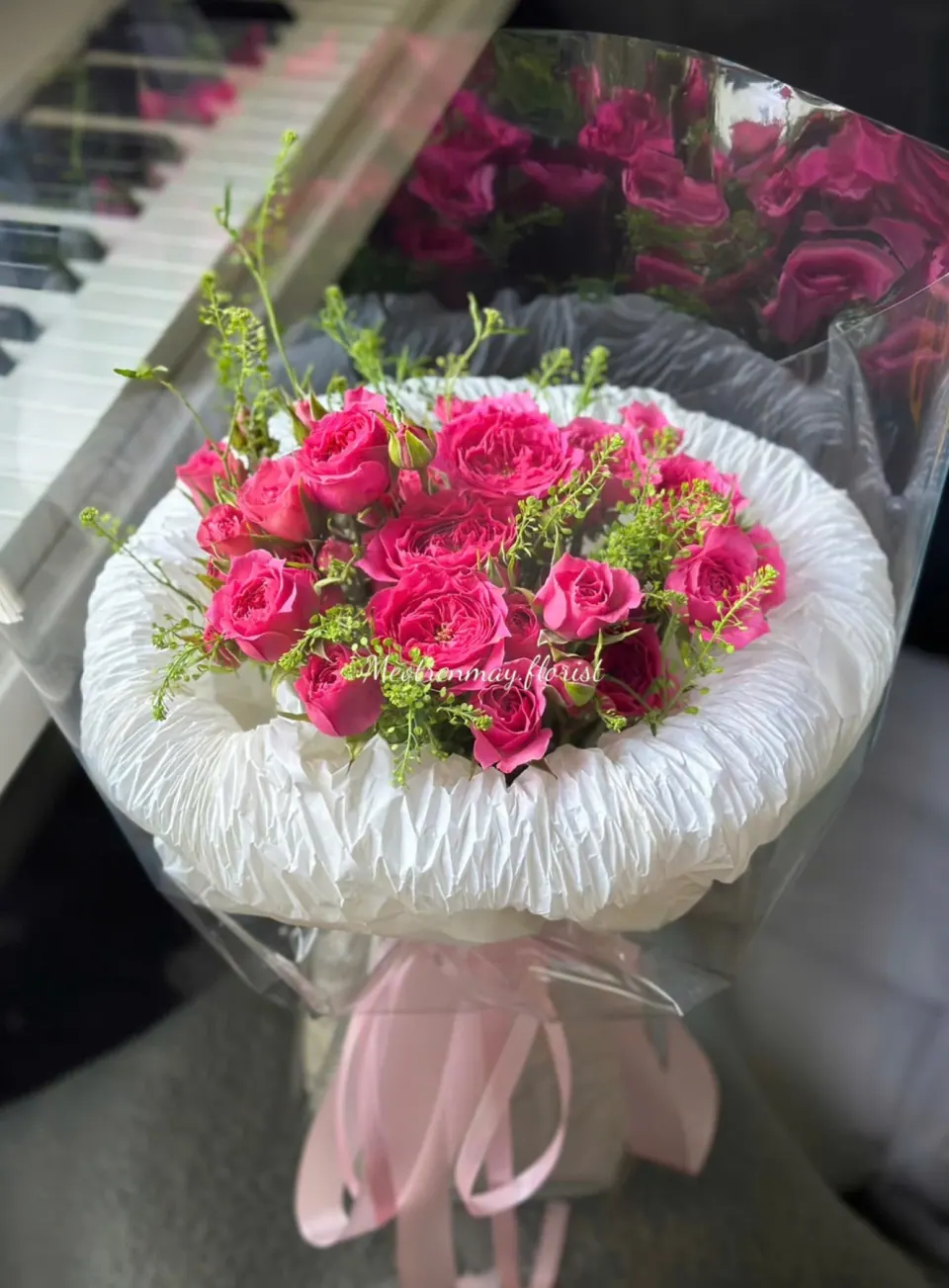 Hồng Trong Veo